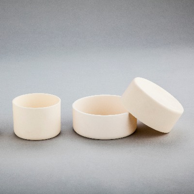Cylindrical Alumina Crucibles